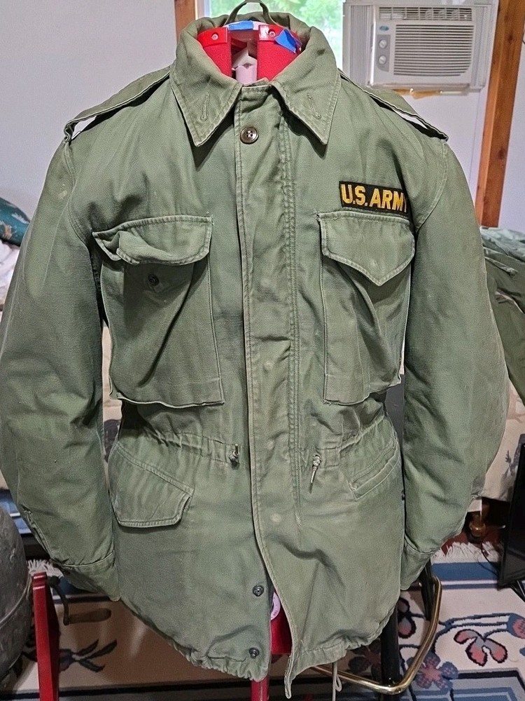Vintage US ARMY Field Jacket SMALL