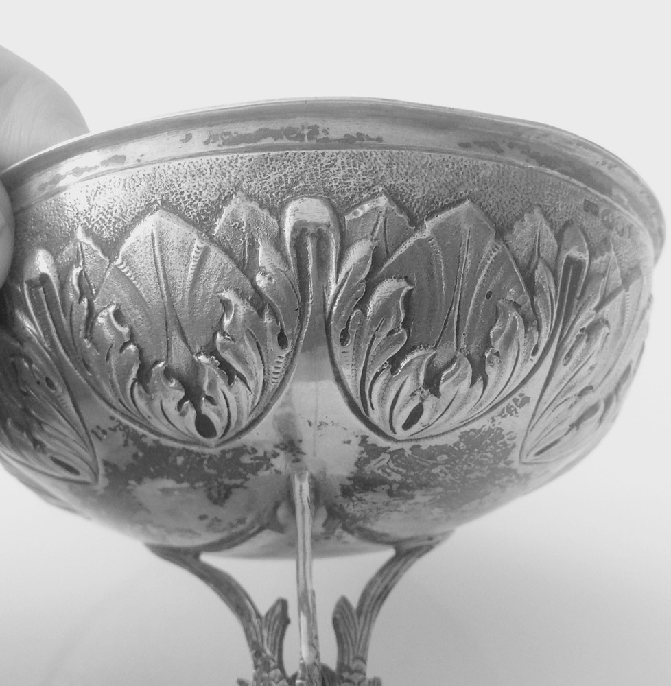 A Fine Solid Silver Hallmarked Vintage Dutch Small Bowl On 3 Fish Pattern Legs