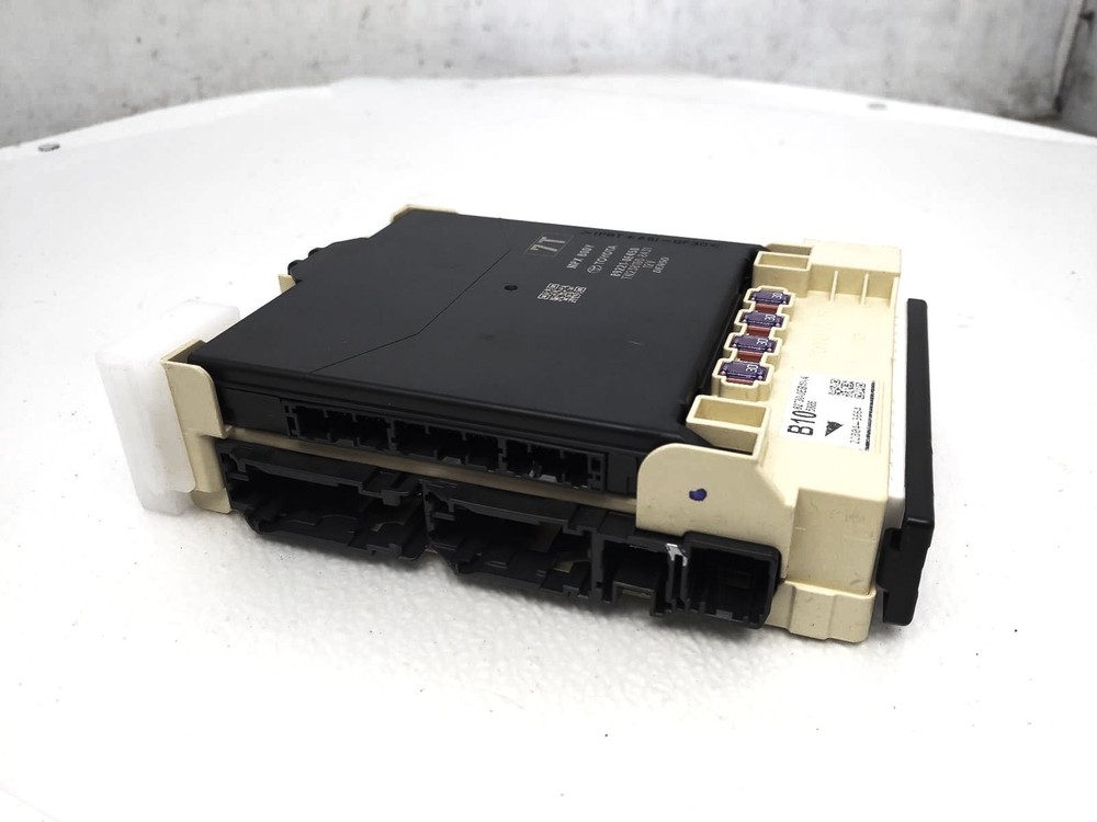 2020-2022 Toyota Highlander Multi Plex Network Computer Module Unit 89221-0E450