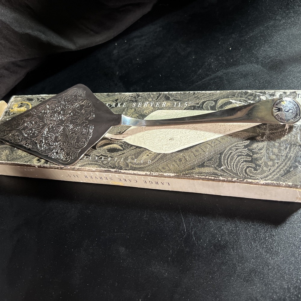 Ornate Wedding Cake Pie Knife Server Silver-plated long Studio Silversmith