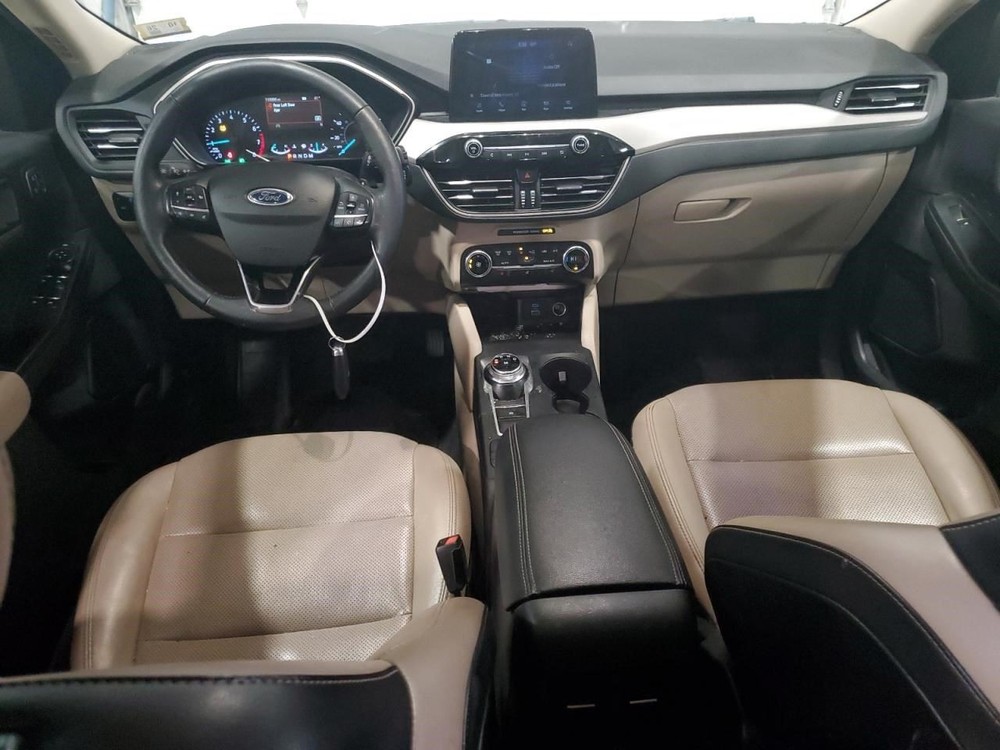 ESCAPE 2020 Glove Box 2092305