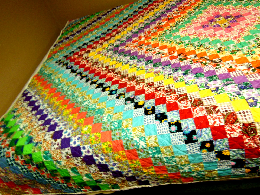 VTG UNUSED UNWASHED HAND & MACHINE STITCHED TINY PATCHWORK POSTAGE STAMP QUILT