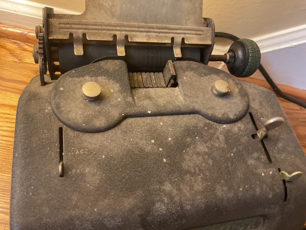 Allen & Wales Model E Adding Machine 1958 Tested Does Turn On