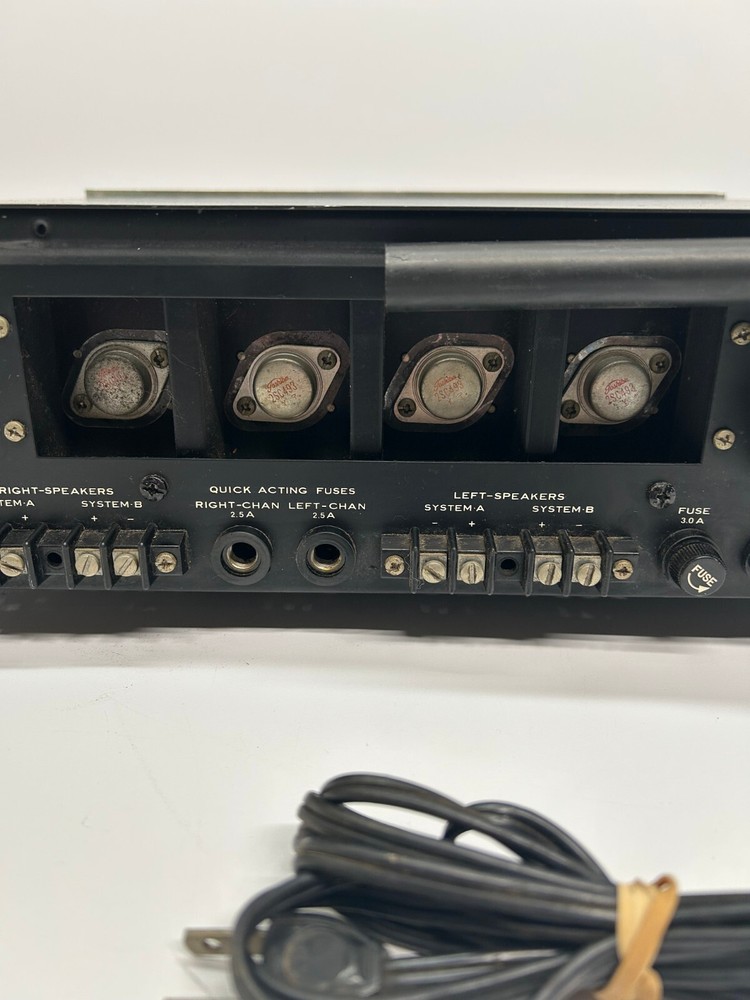 Vtg Sansui Model 2000 Solid State Stereo Tuner Amplifier No Power As Is