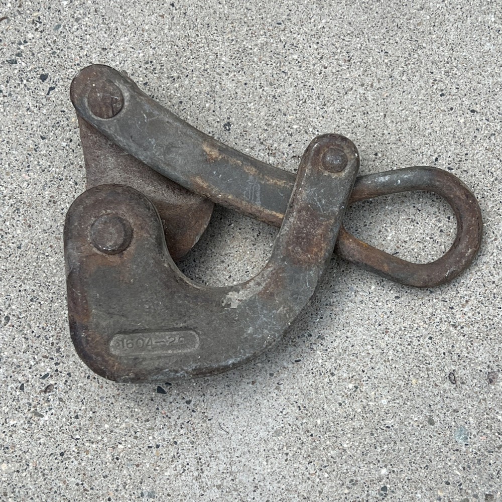 Klein Tools Haven's Grip CABLE PULL wire puller with Swing Latch 1604-20L