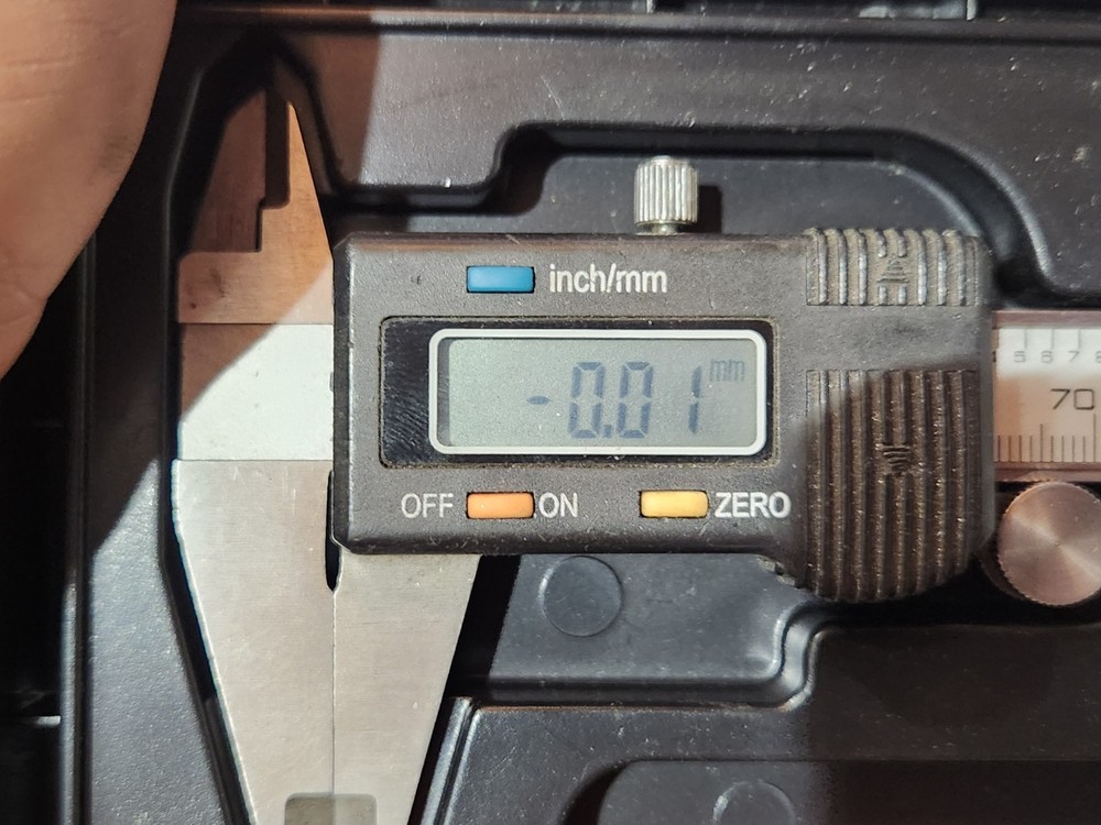 Cen-Tech 6”/ 150mm Digital Caliper with Hard Case