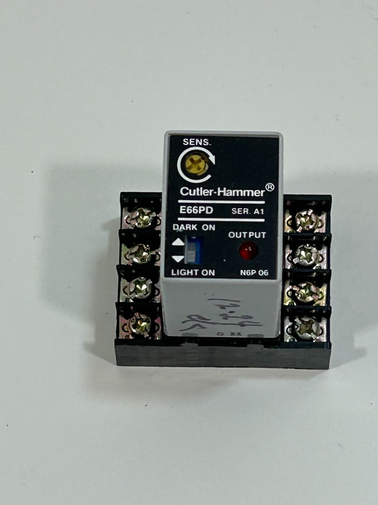 Cutler-Hammer E66PD Control & Amplifier Unit Series A1 12-24VDC