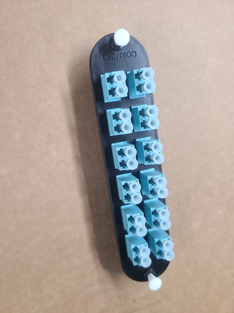 CorningCCH-CP24-E4 Patch Panel,12 LC Duplex 10Gig Aqua OM3/OM4 Adapters Open Box