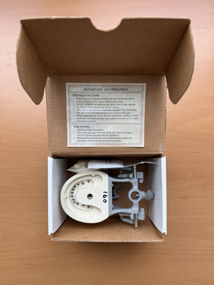 Columbia Dental Dentoform Model 760