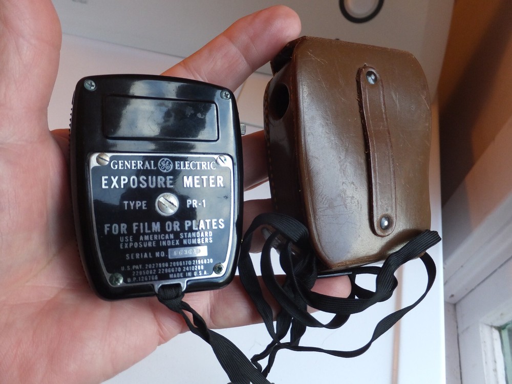 1950s General Electric Camera Analog Light Exposure Meter Type PR-1 Leather Case