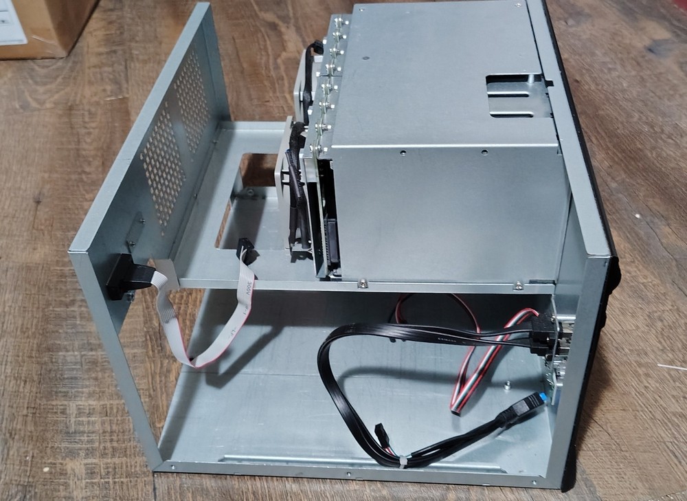 NAS Case 8-Bay Chassis, Used Network Storage Server, Compatible Flex PSU Mini