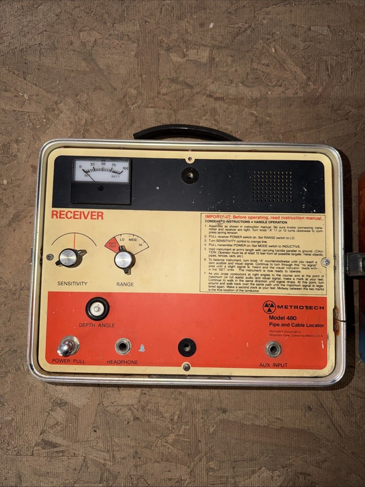 Metrotech 480 Pipe And Cable Locator Set, With Box (Missing Cables)