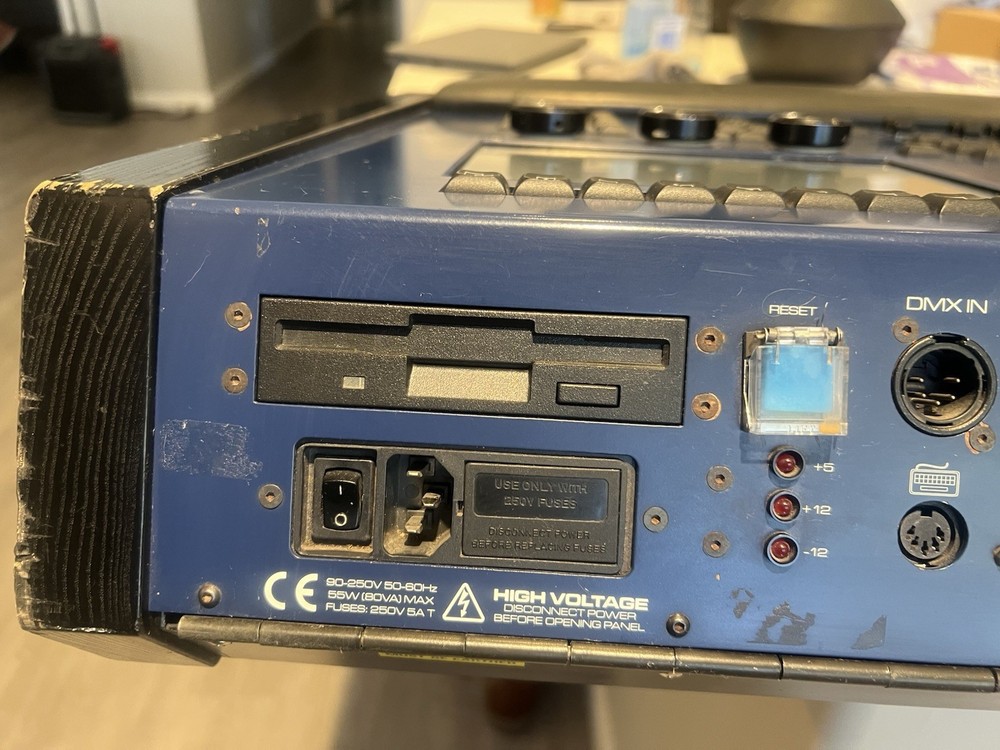 FLYING PIG SYSTEMS ROAD HOG 2 FULL BOAR LIGHTING CONSOLE