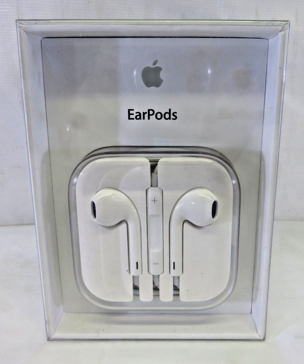 Original OEM Apple iPhone Wired 3.5mm Headset EarPods Headphones MD827LL/A, NEW
