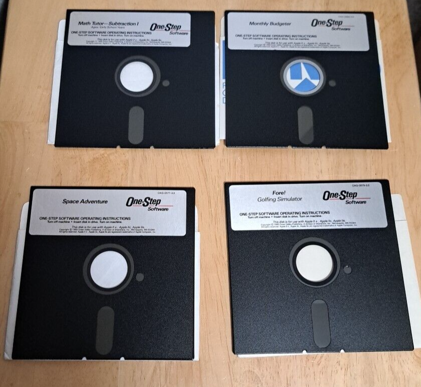 4 One-Step Software Floppy Disk 5.25 Apple IIC II,IIE Space,Budgeter, Math,Fore!