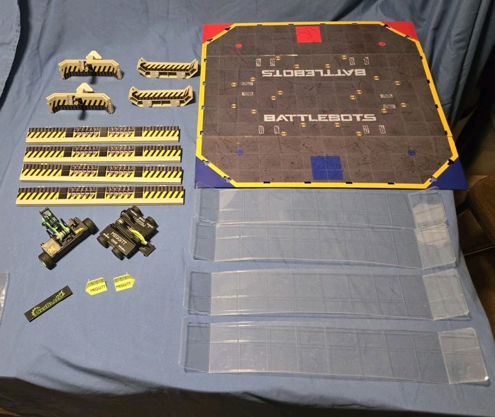 Rare HEXBUG BattleBots Arena Platinum – Multiplayer Robot Game *Missing Remotes*