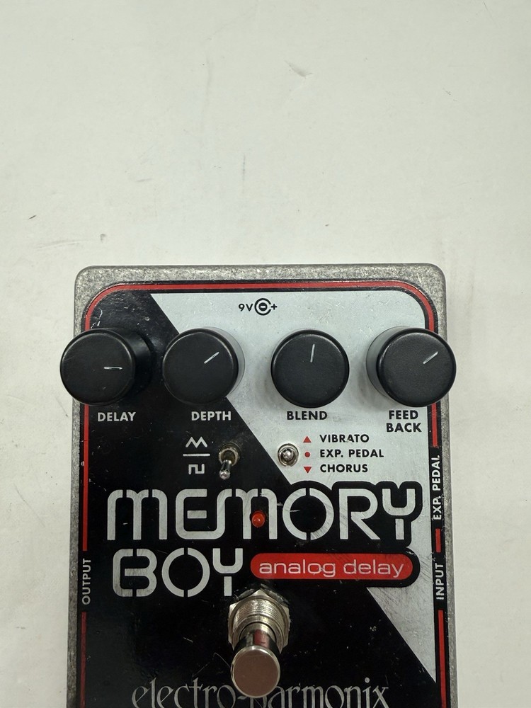 Electro Harmonix Memory Boy Analog Delay Modulation EHX Guitar Effect Pedal
