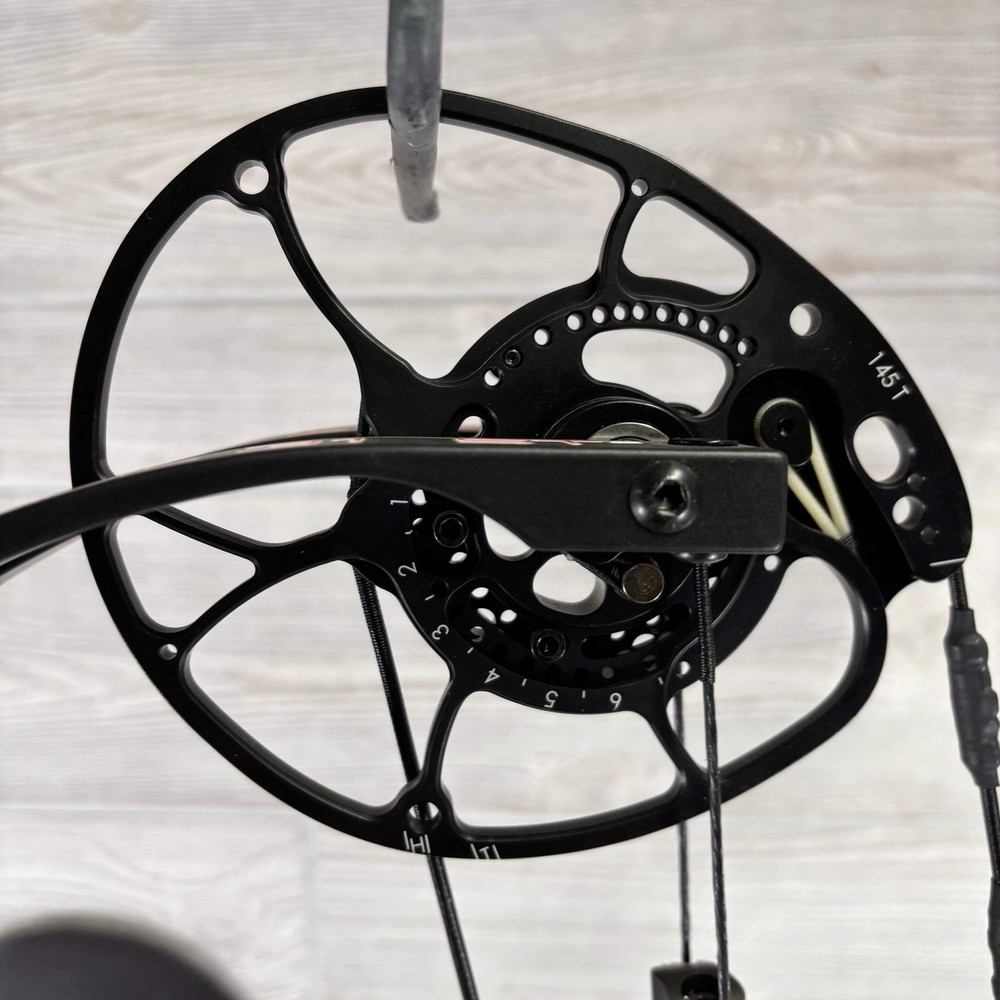 Darton Sequel 31 ST2 60lb RH Green