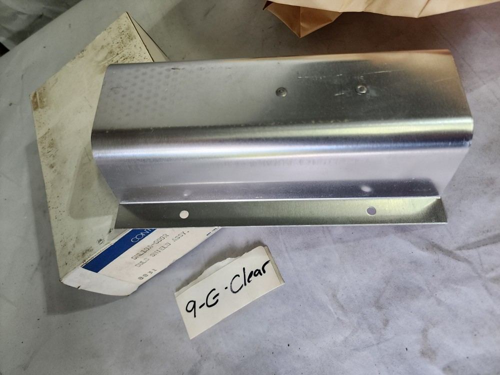 Johnson Controls SHL10A-600R Bulb Shield Assembly