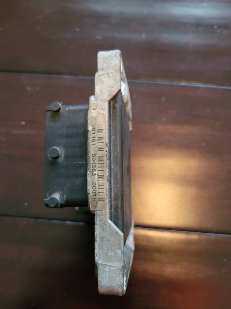 USED 2005 - 2007 Cadillac CTS Engine Control Module (19260507)