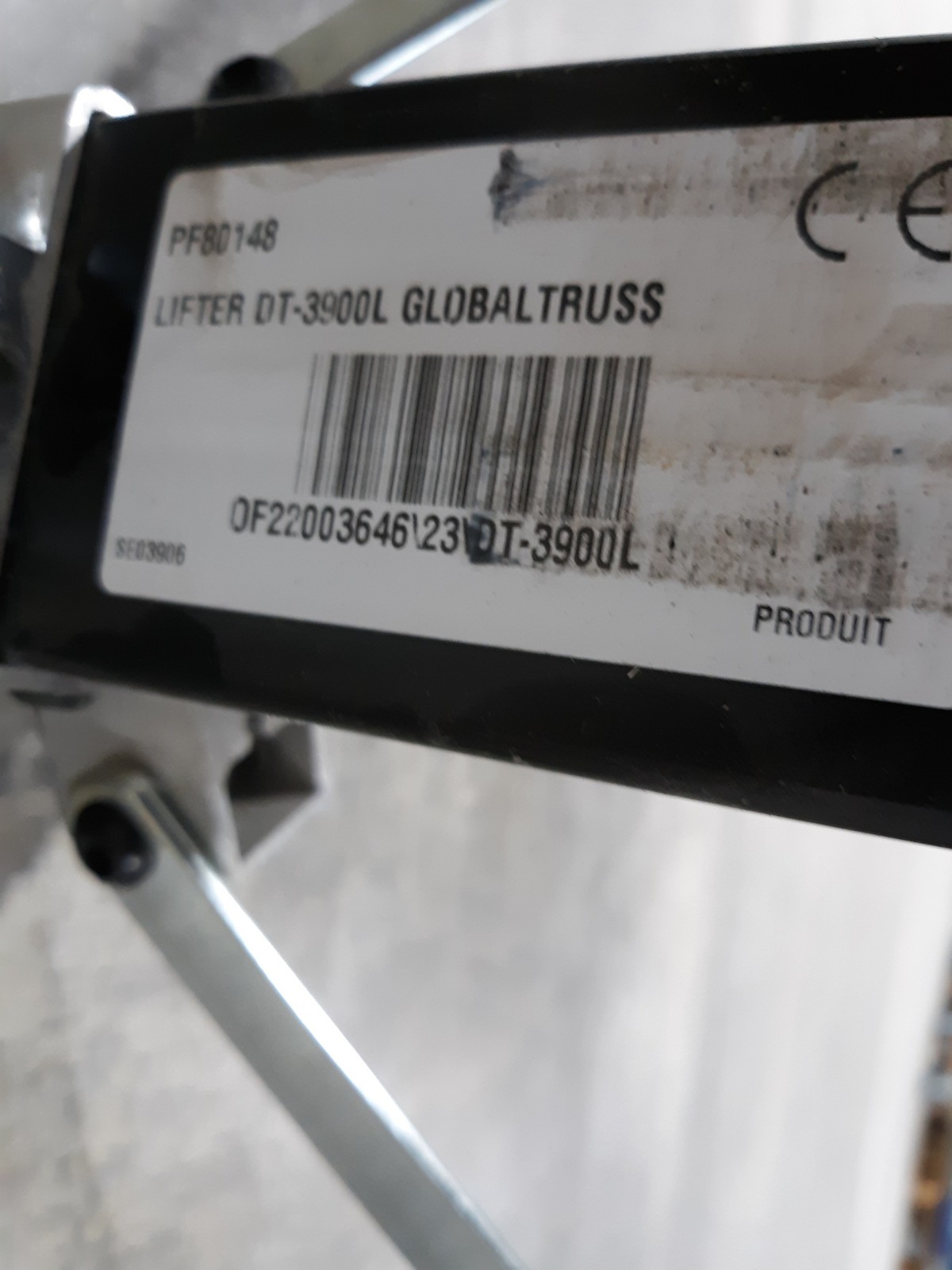 Global Truss DT-3900L Lifter - Used Good Condition