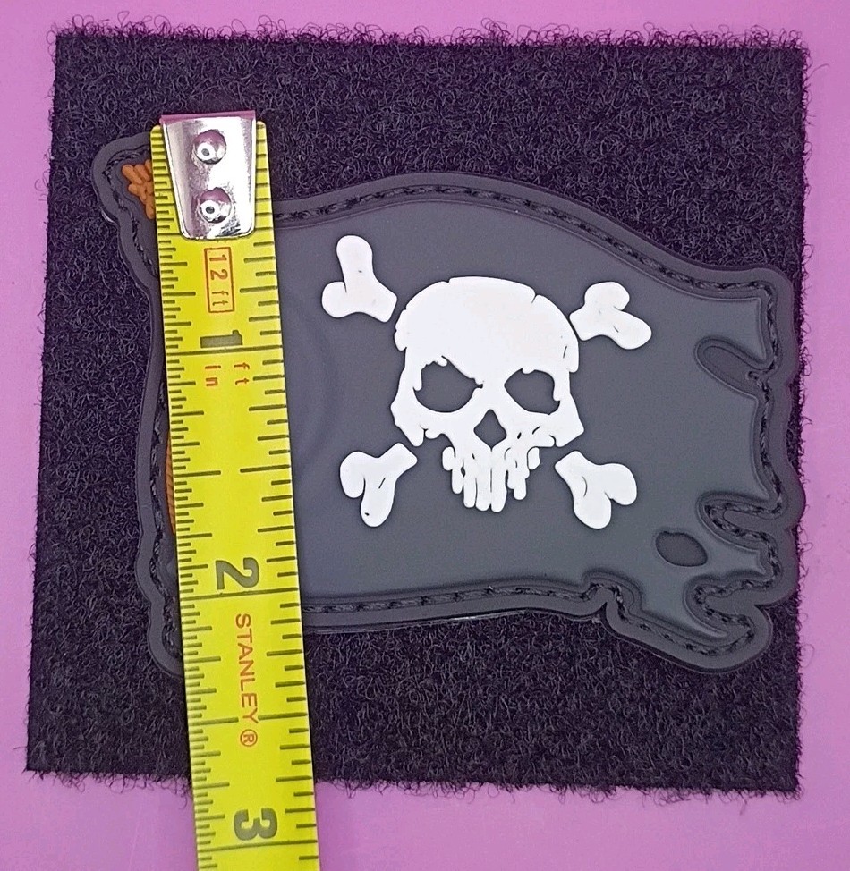 Glow in Dark Pirate Flag PVC Tactical Patch - Skull Crossbones Hook & Loop