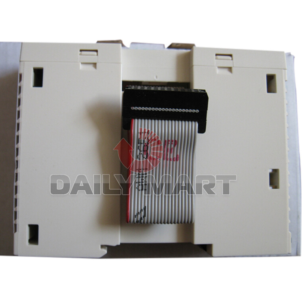 New Schneider TM2DOCKN Expansion Panel Connect Interface Module