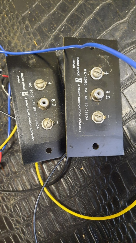 2×Vintage Realistic MC-1000 Crossover