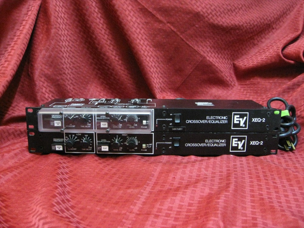 PAIR Electro-Voice (EV) XEQ-2 Electronic rackmount Crossover/Equalizer tested