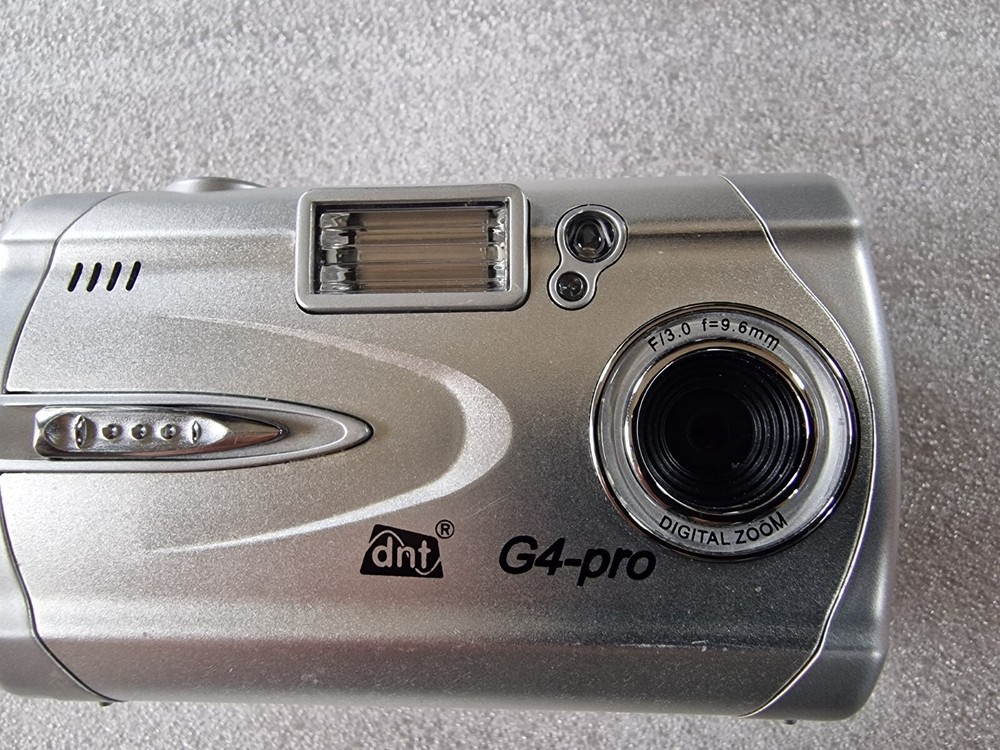 Dnt G4-pro Digital Camera 3 Mp Power On Not Fully Tested Read Description