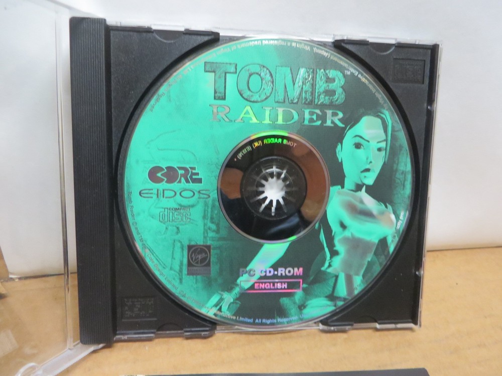 CD ROM VINTAGE 1990's SOFTWARE " TOMB RAIDER " CORE EIDOS