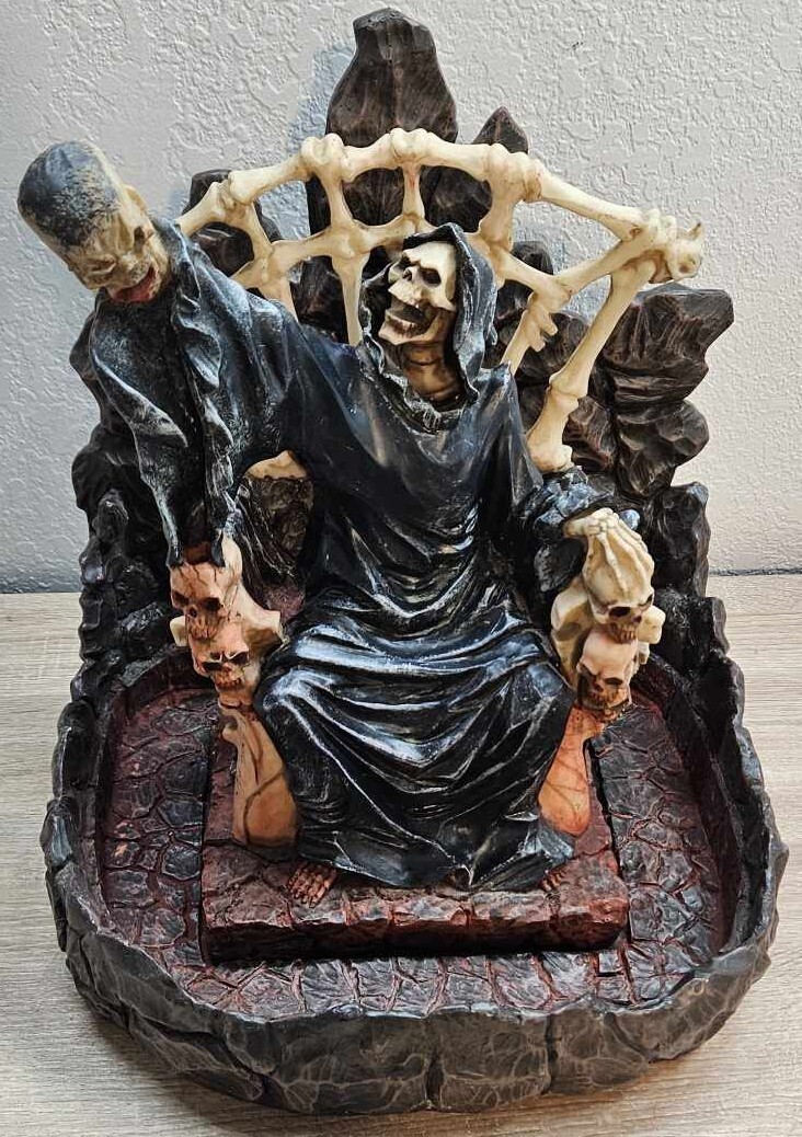 Soul Collector Grim Reaper Fountain of Despair- Spencers Gifts- Halloween Skulls