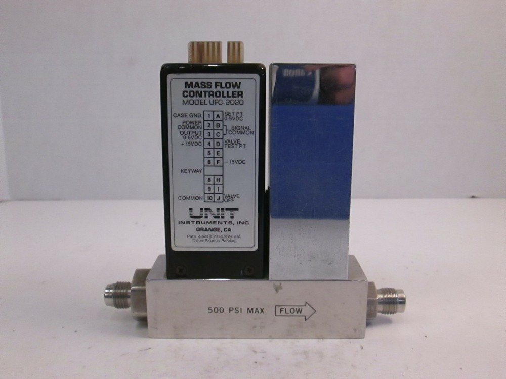Unit UFC-2020 Mass Flow Controller, H2, 30 SLM, 1/4" MVCR, Used