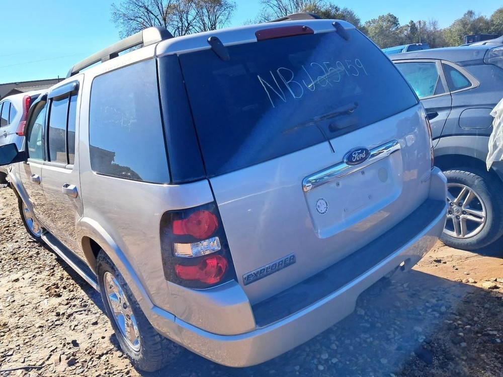 Console Front Floor Fits 07 EXPLORER 4849682