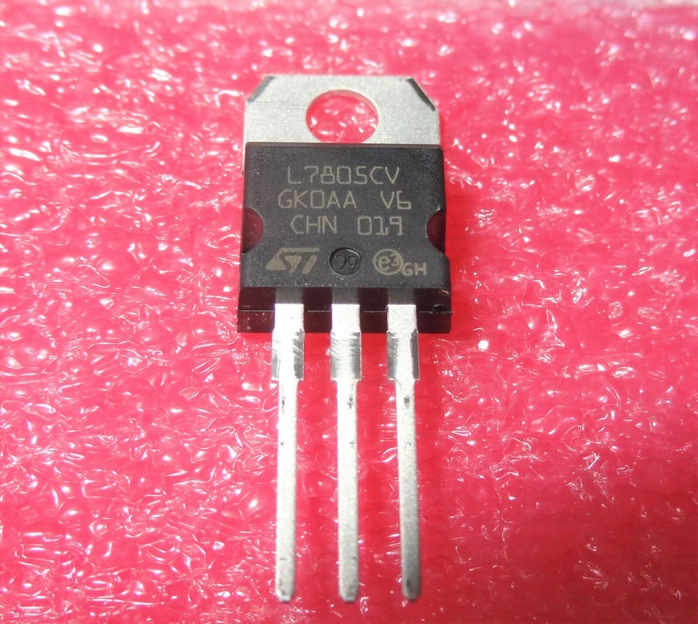 1 pc L7805CV (7805 TYPE) VOLTAGE REGULATOR 1.5A Output