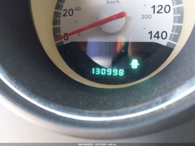 CHALLENGE 2010 Glove Box 4880237