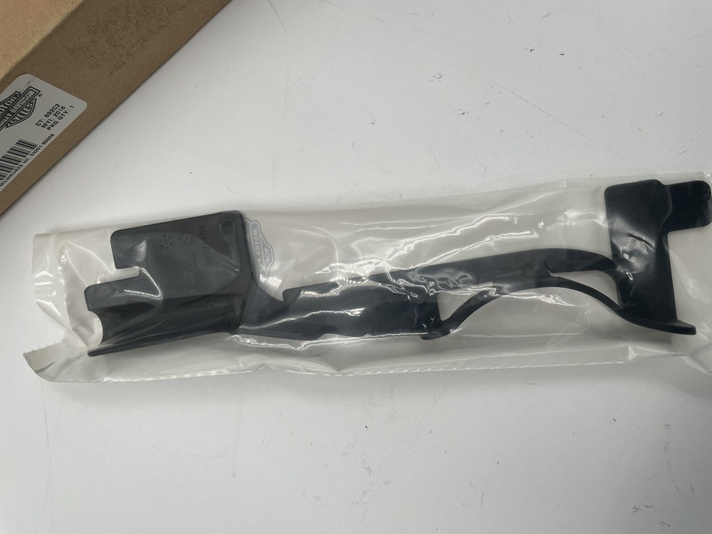 Harley Davidson Road Glide Main Harness Bracket 69201459