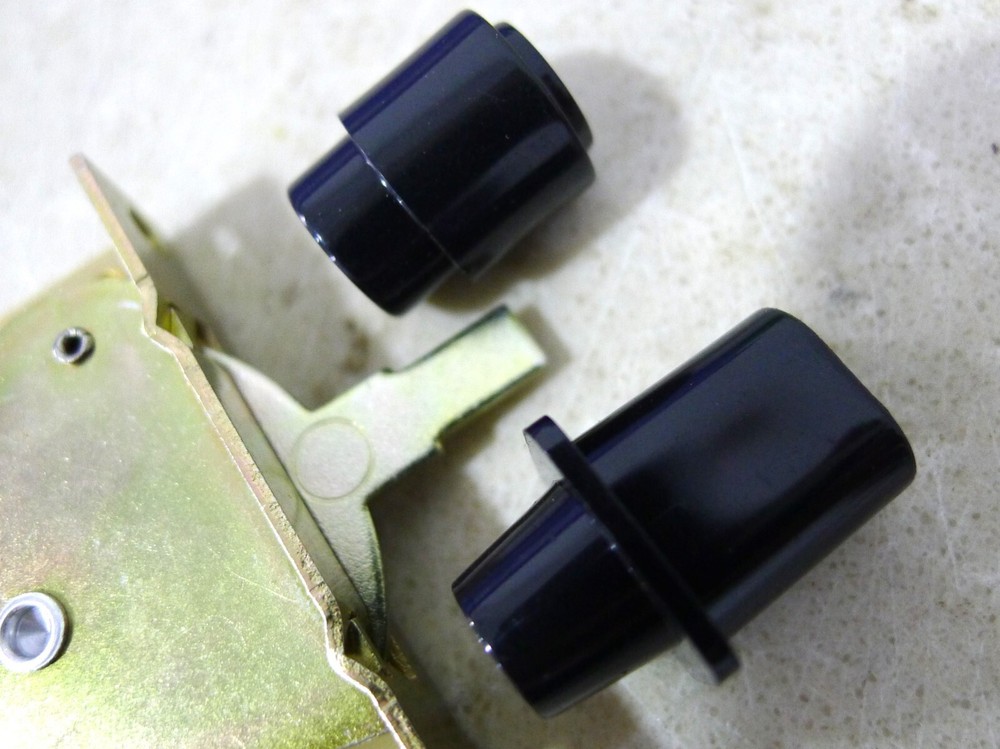 3 Way Blade Lever Switch With 2 pcs Black Barrel Knobs For Tele Guitar
