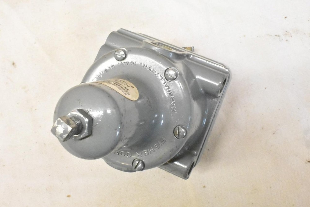 FISHER CONTROL 67AF PRESSURE REGULATOR 250 PSI MAX. - NEW
