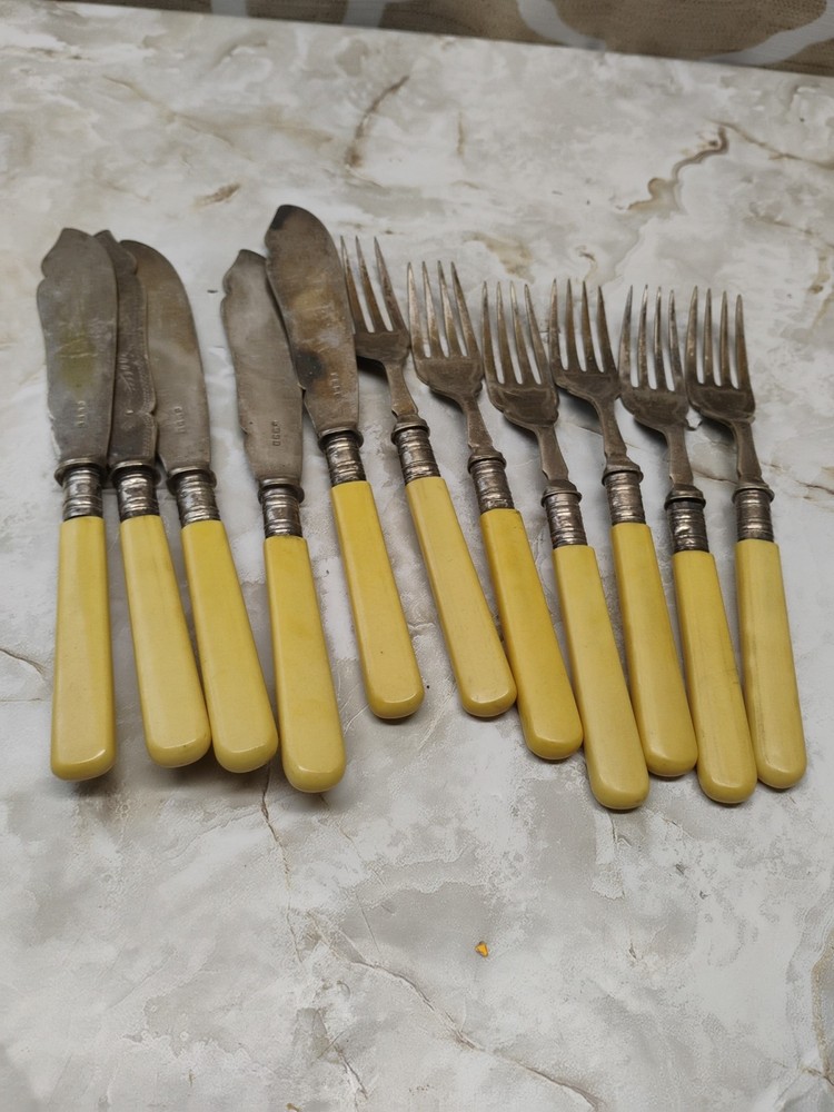 Vintage EPNS Bakelite Handled Silverware