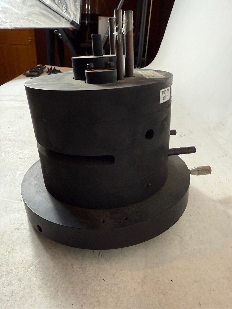 BROOKHAVEN INSTRUMENTS BI-200SM Goniometer, Temperature Controlled Cell Unit