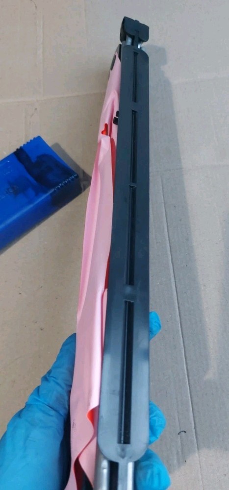 BMW 1 3 5 Series E46 E60 E61 E87 E90 E91 Warning Triangle Blue Container 1095457