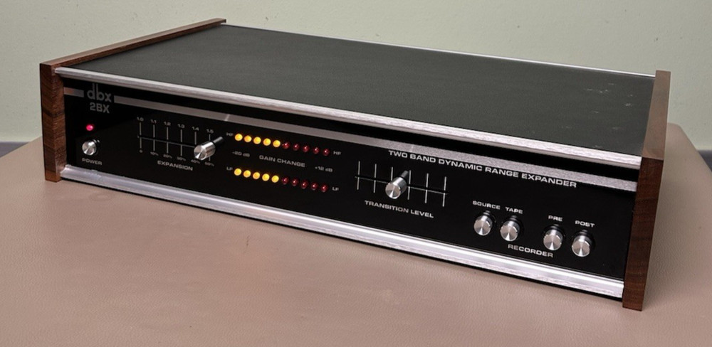 DBX 2BX TWO BAND DYNAMIC RANGE EXPANDER