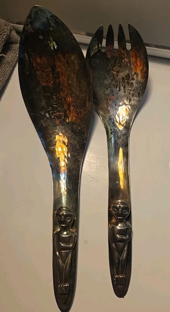 VINTAGE SILVER PLATE HAIDA TRIBE B.C. CANADA GREY ALIEN 2PC SERVING SET - 10.75"