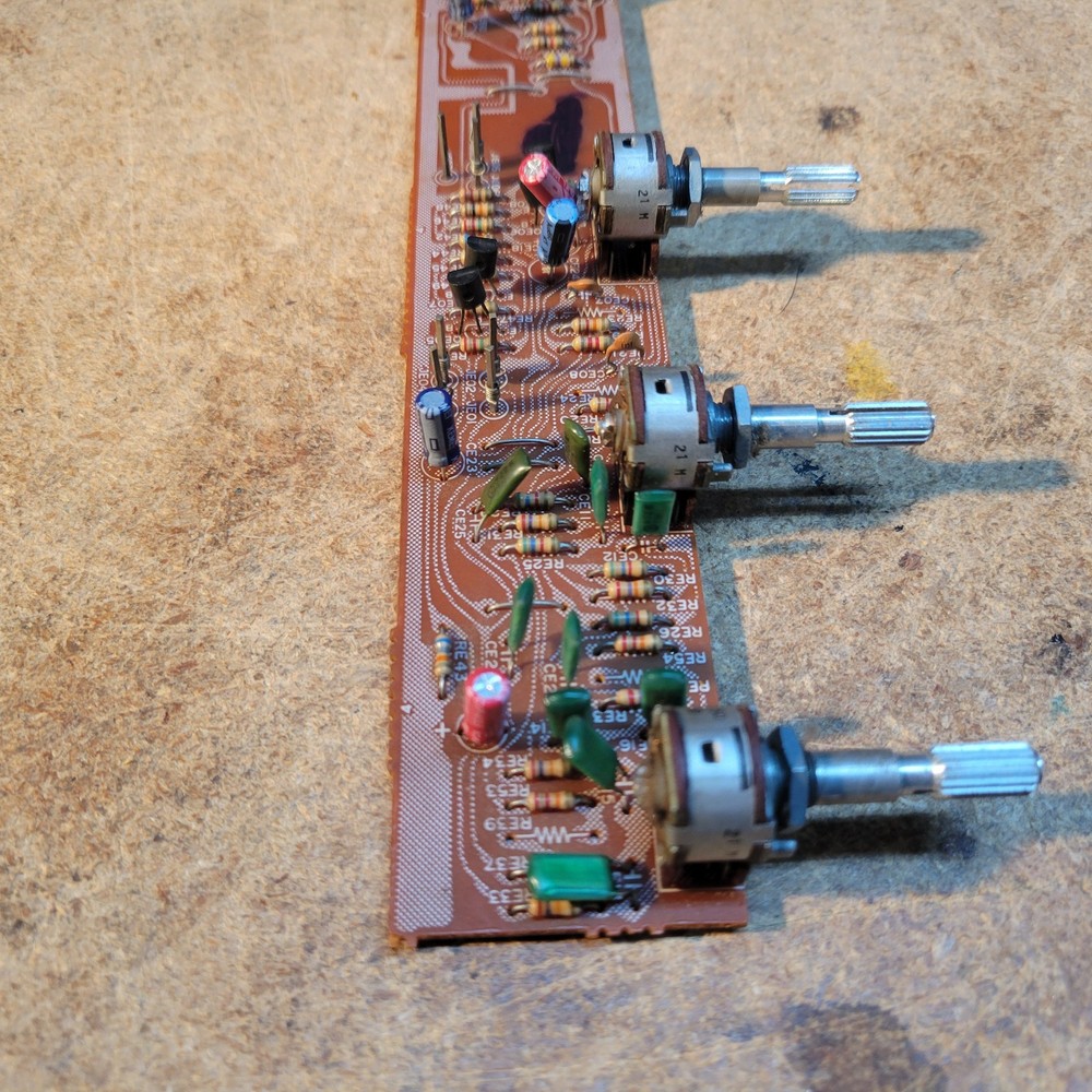 Marantz SR-2000 Tone Amp board.