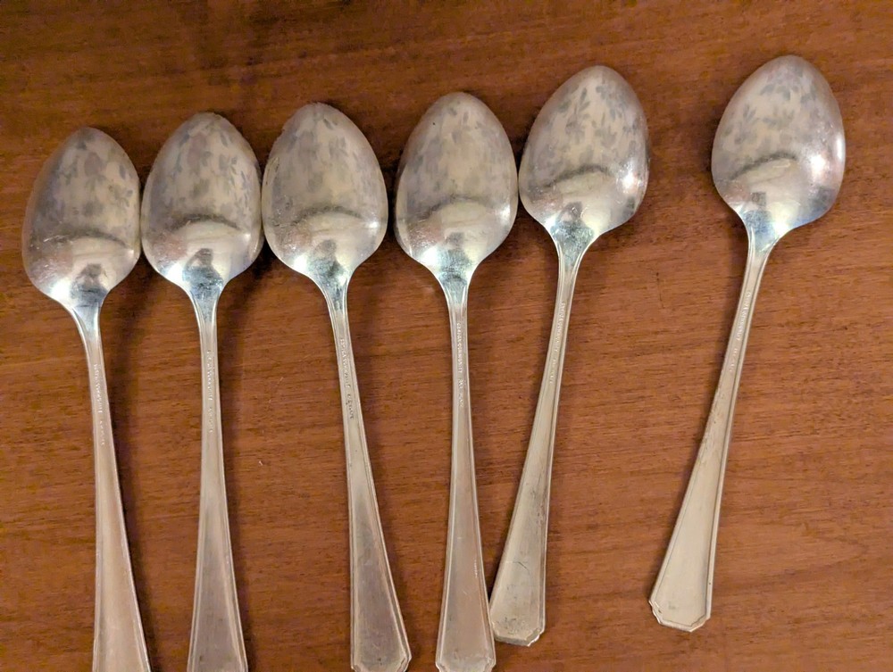 6-VINTAGE ONEIDA CLARION SILVERPLATE TABLESPOON/SERVING SPOONS 8"