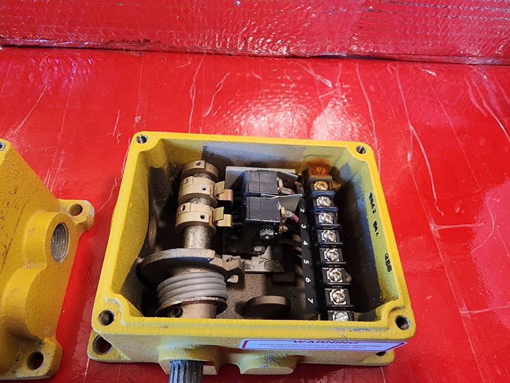 2 RAMSEY SAFETY PULL Switch RUN OFF SWITCH # ROS-1 & SPS-1