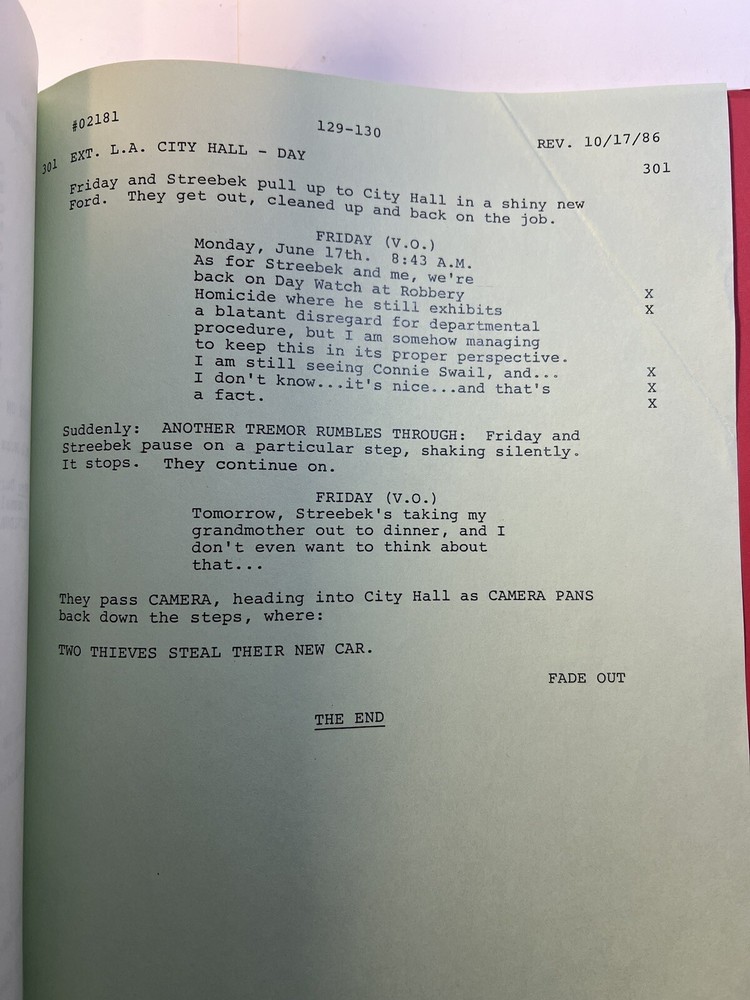 Dragnet 1987 - A Screenplay by D.E. Aykroyd - & Mini Badge + More - B3
