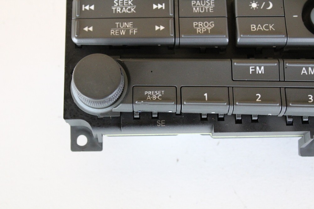 06 Nissan Maxima Audio Control Panel
