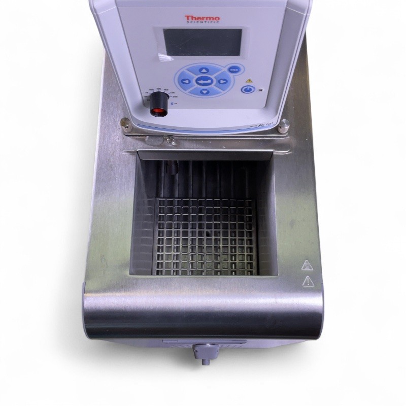 Thermo Scientific Haake A10 Recirculating Chiller with Haake SC 100 Controller